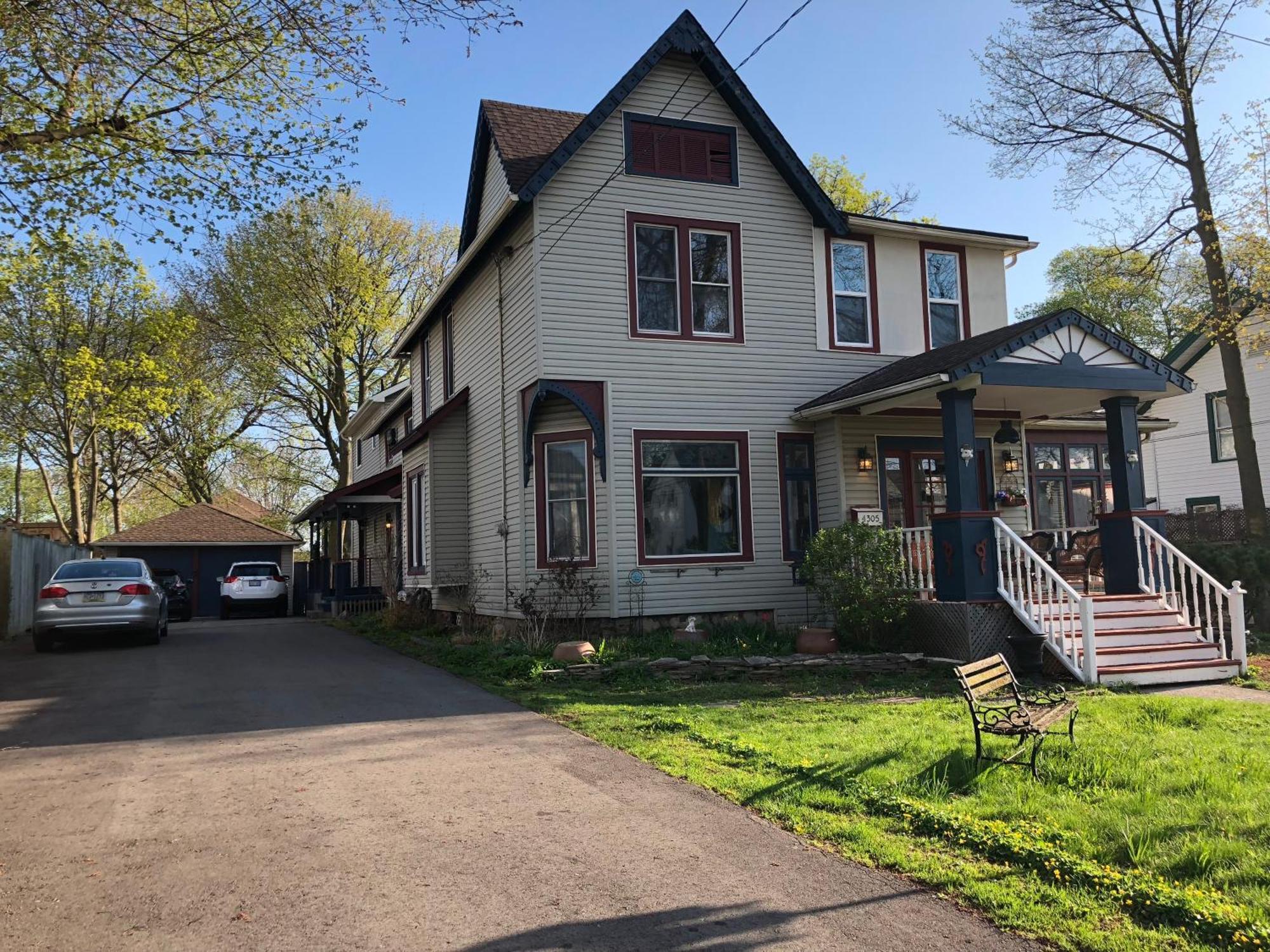 Bed & Breakfast Blue Gables Niagara Falls