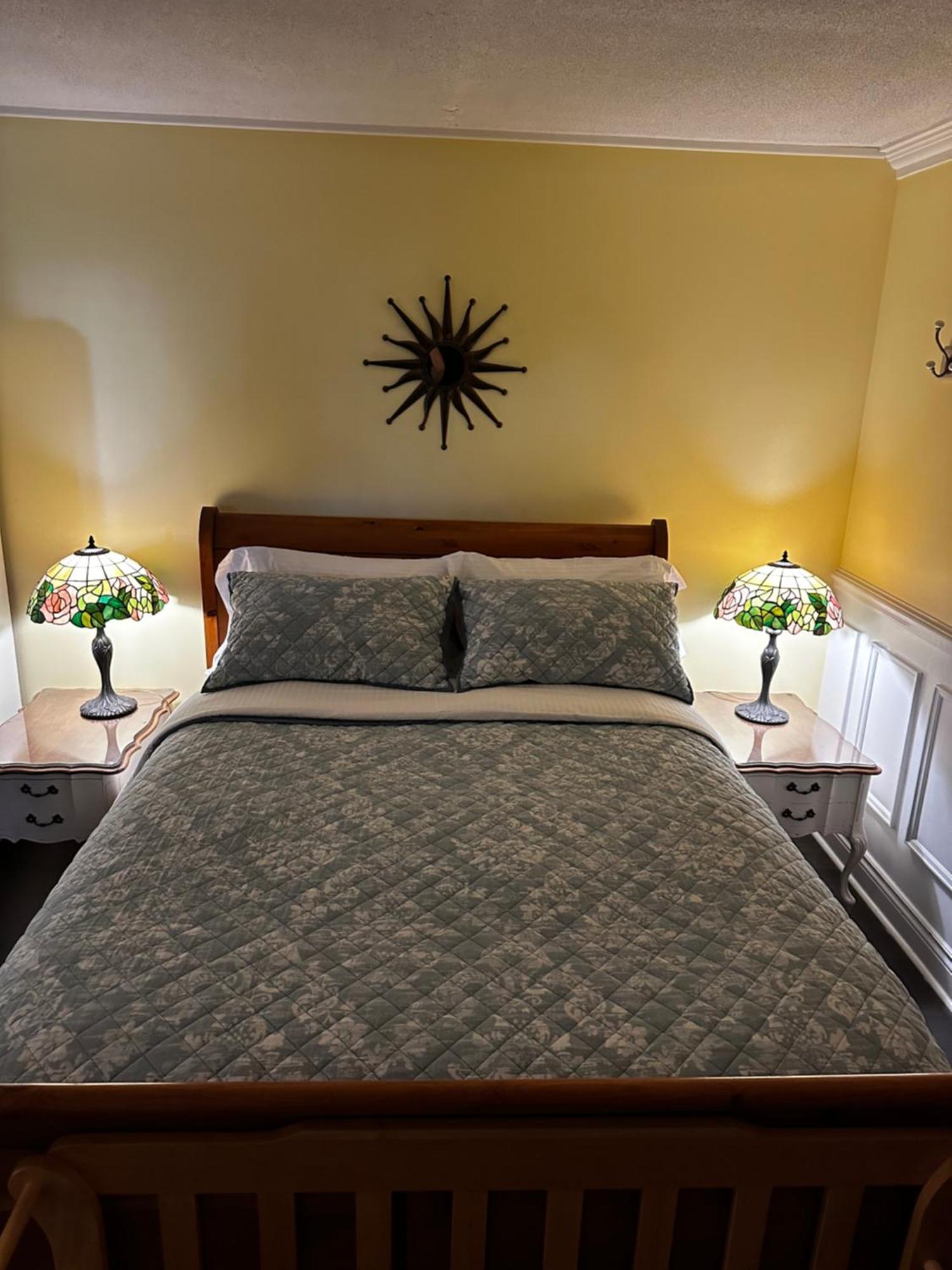 Blue Gables 3*