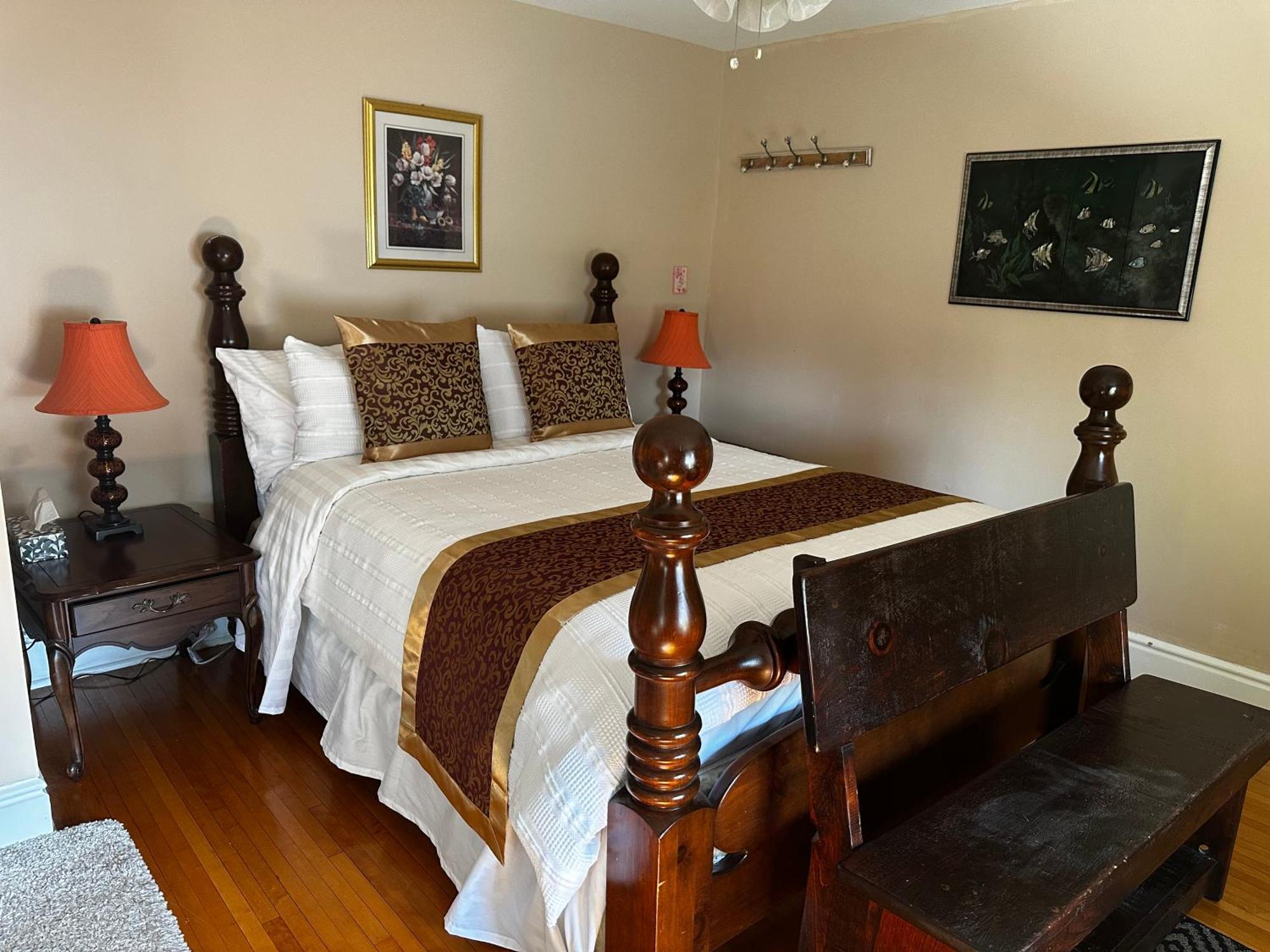Bed & Breakfast Blue Gables 3*