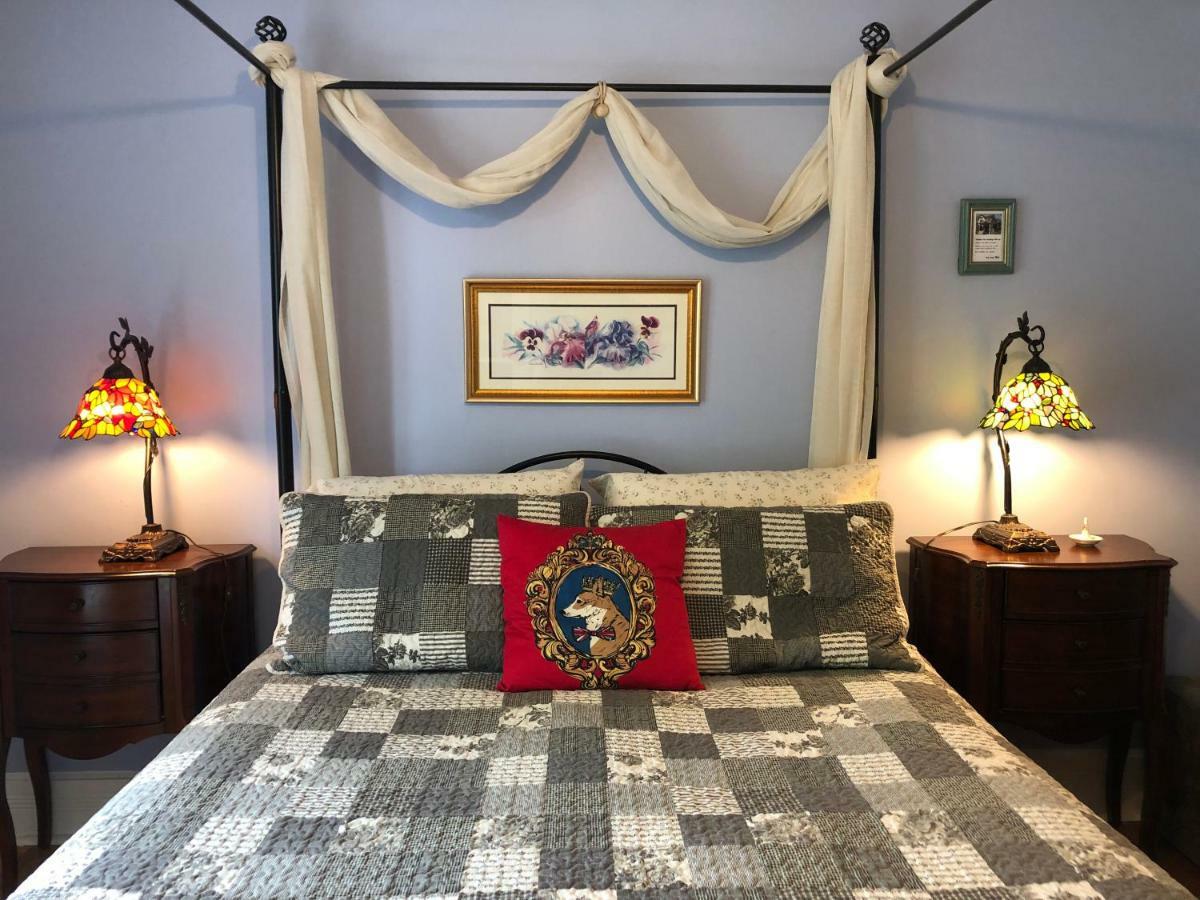 Bed & Breakfast Blue Gables 3*